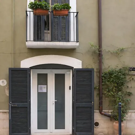 Landlord 31- Old Town 3* 바리